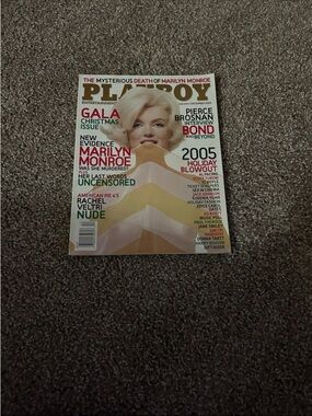 PLAYBOY Marilyn Monroe Cover - Beige, Cream & Gold Accents